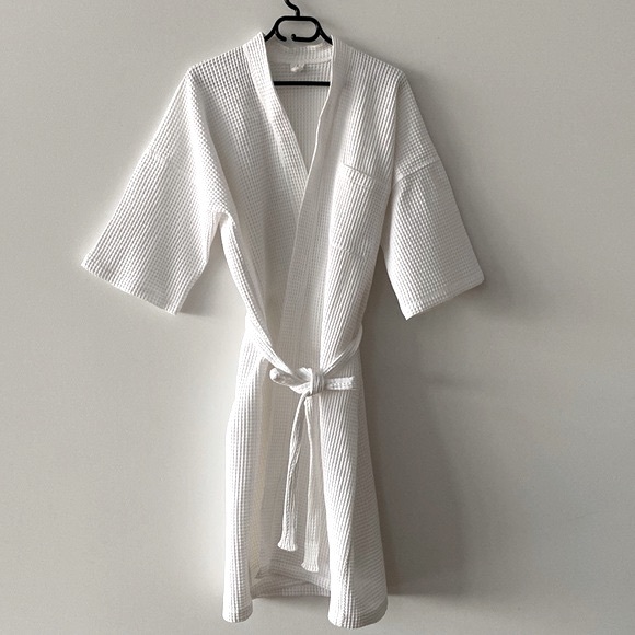 Other - 🌼 Waffle Bathrobe 🌼